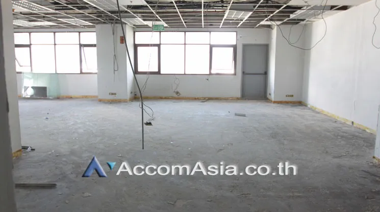 unit Office space For Rent in Charoen Nakhon, Bangkok  near BTS Krung Thon Buri (AA13710)